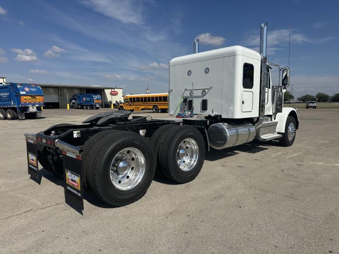 2026 Peterbilt 589-6