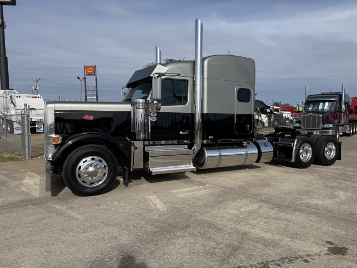 2026 Peterbilt 589-4