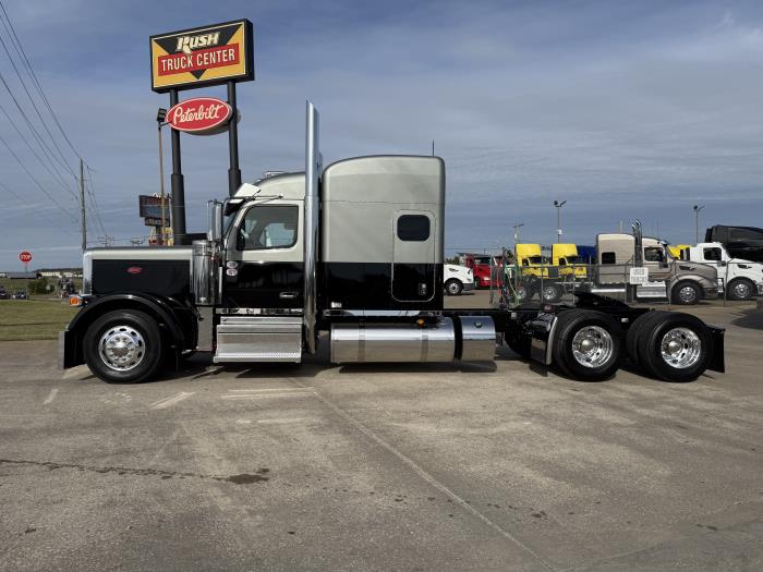 2026 Peterbilt 589-7