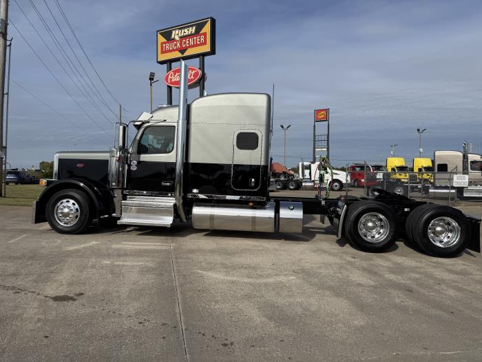 2026 Peterbilt 589-8