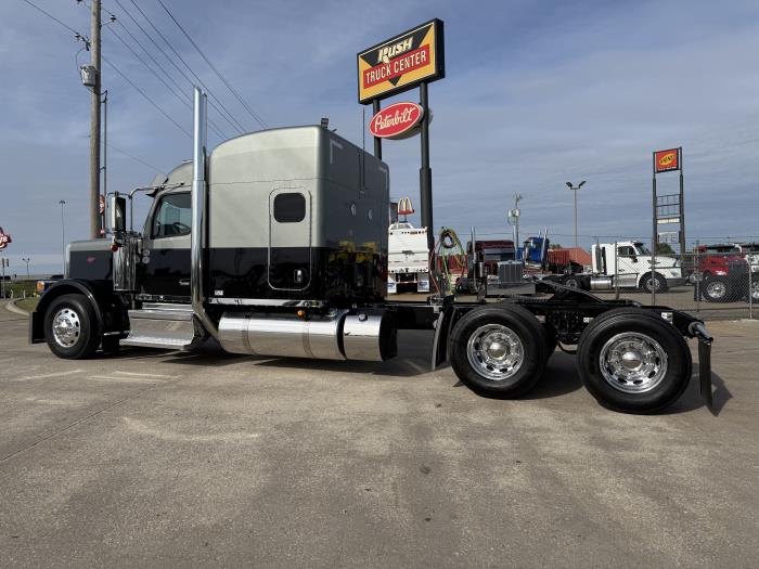 2026 Peterbilt 589-10