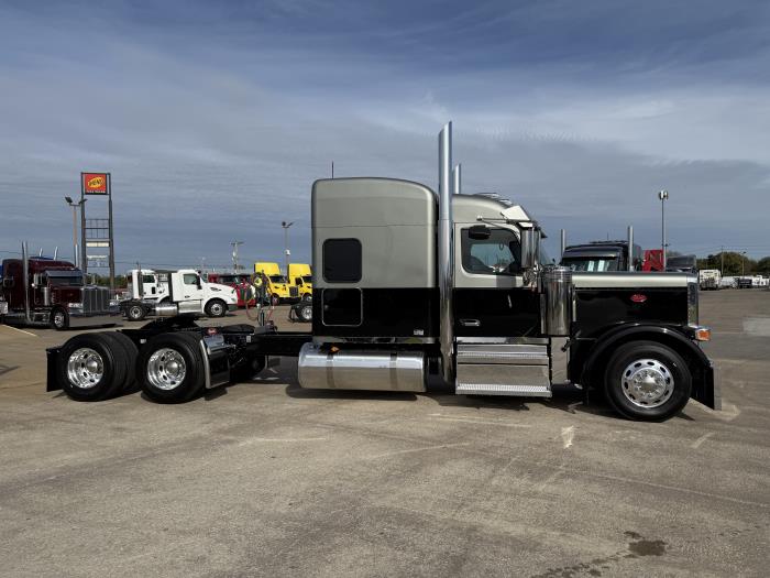 2026 Peterbilt 589-24