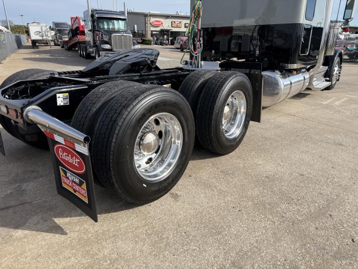 2026 Peterbilt 589-30