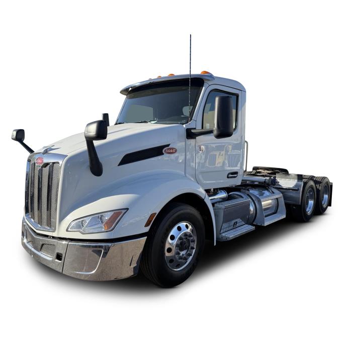 2023 Peterbilt 579-0