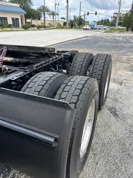 2020 International LT625-5