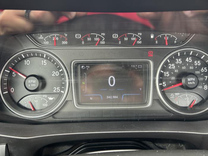 2020 International LT625-12