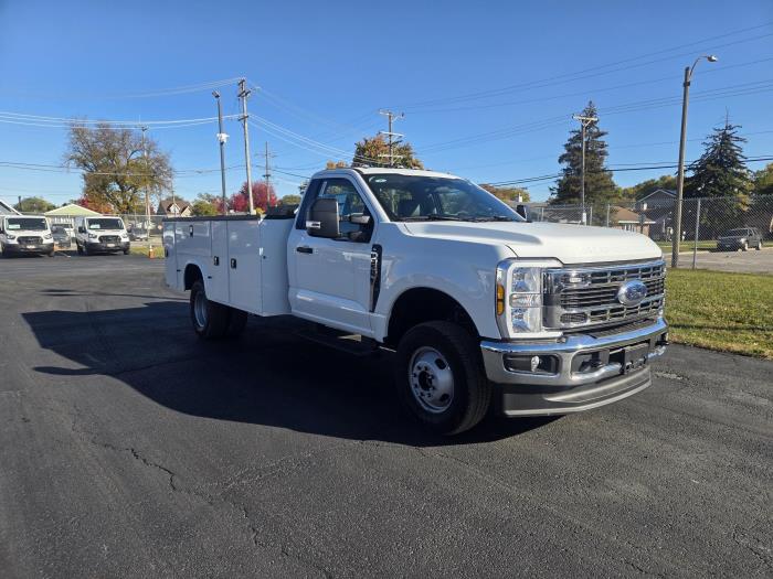 2025 Ford F-350-4