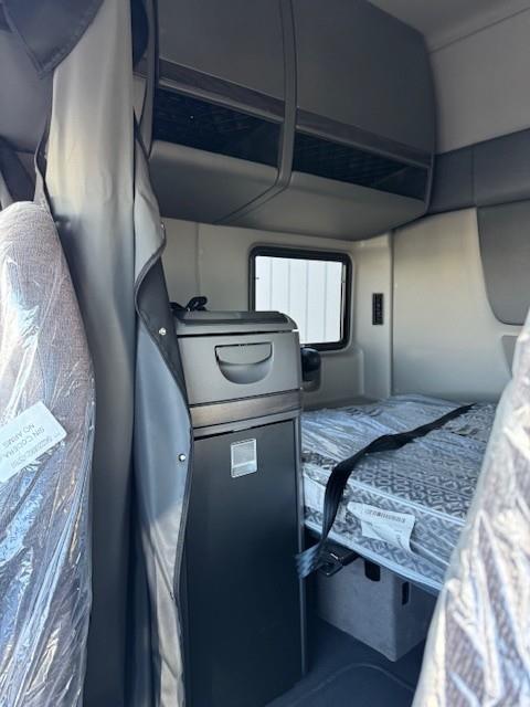 2026 International LT625-10