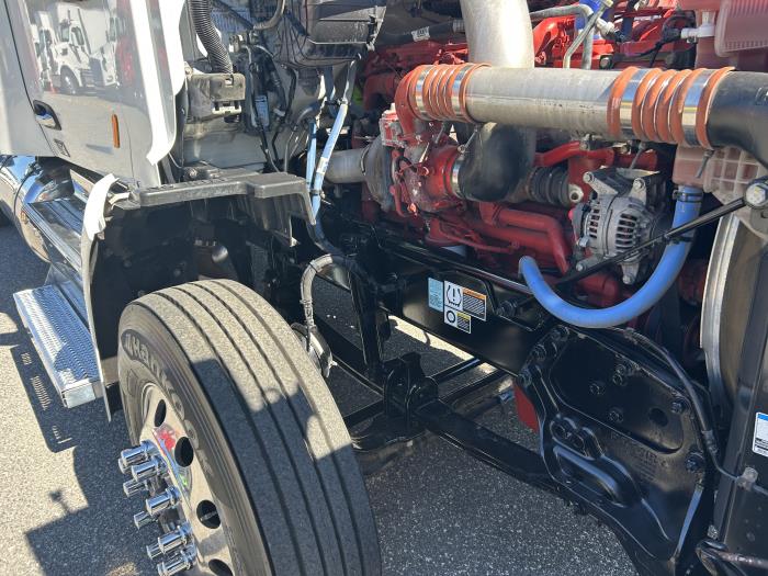 2022 Peterbilt 579-15