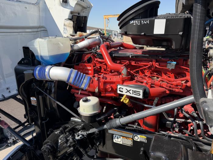 2022 Peterbilt 579-18