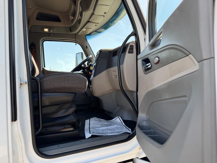 2022 Peterbilt 579-23