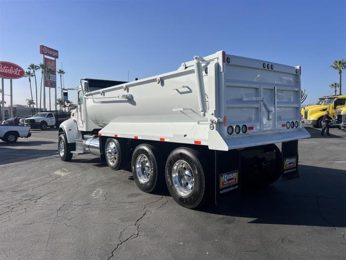 2019 Peterbilt 348-13