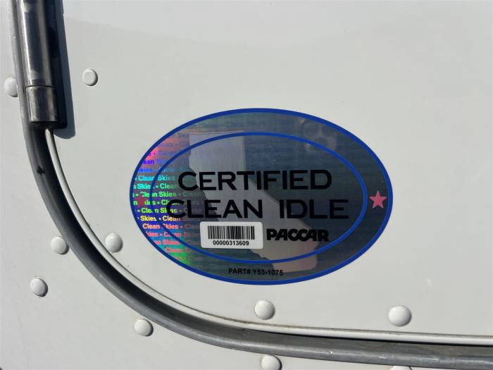 2019 Peterbilt 348-16