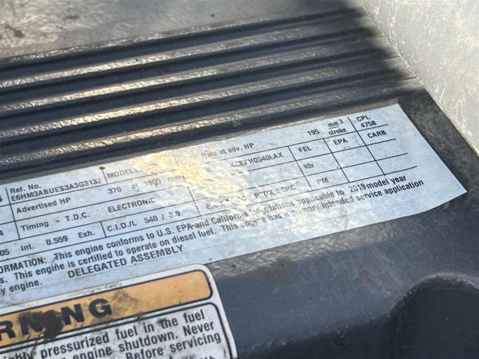 2019 Peterbilt 348-20