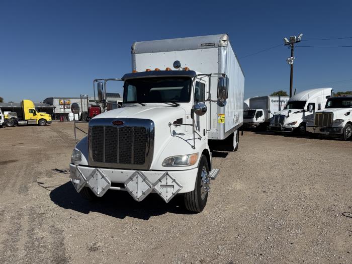 2017 Peterbilt 337-12