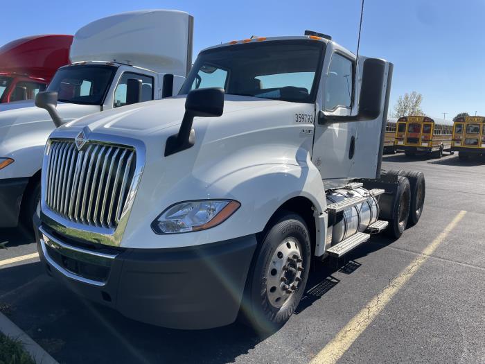 2020 International LT625 LT photo 2