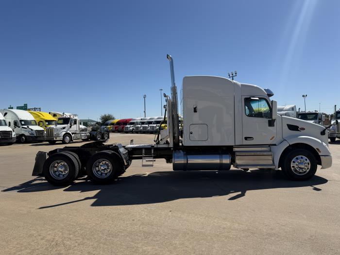 2020 Peterbilt 579-6