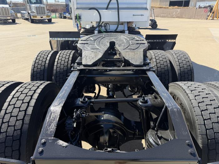 2020 Peterbilt 579-15