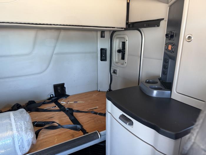 2020 Peterbilt 579-35