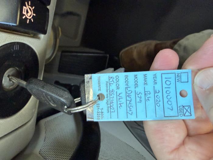 2020 Peterbilt 579-41