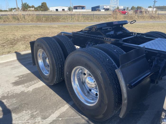 2024 Peterbilt 389-7