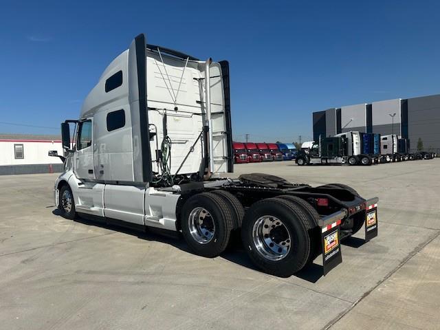 2024 Volvo VNL64T760-6
