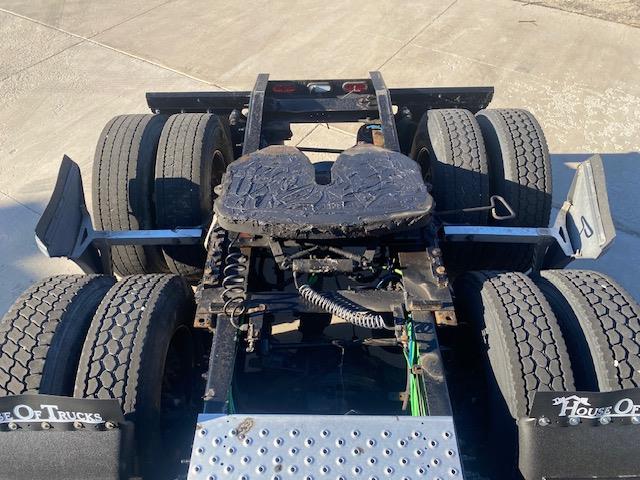 2020 Freightliner Cascadia-3