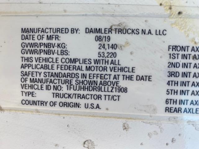 2020 Freightliner Cascadia-29