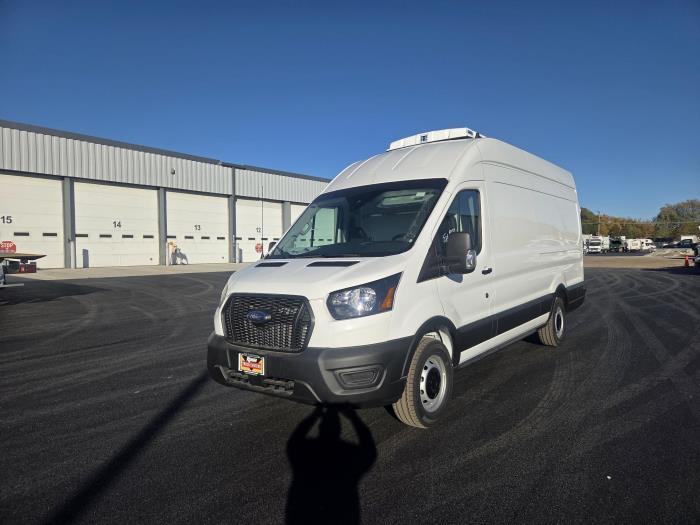 2025 Ford Transit-350-1