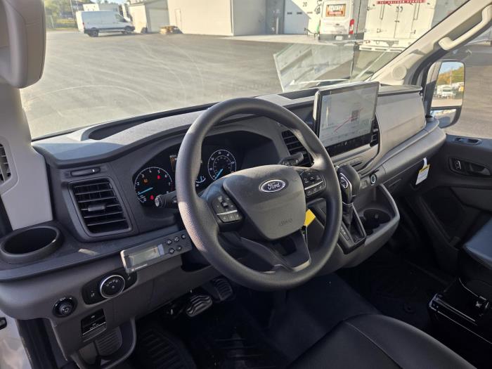 2025 Ford Transit-350-16