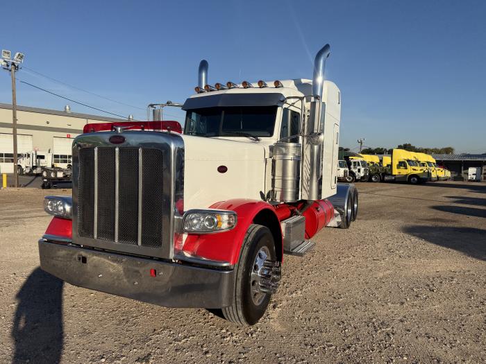 2022 Peterbilt 389-12