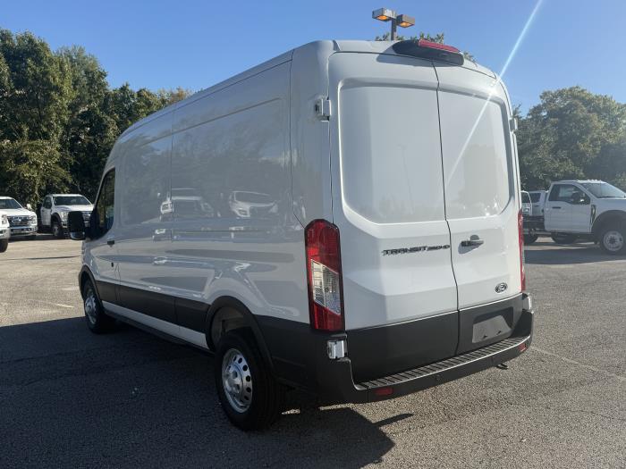 2026 Ford Transit 350 HD-9