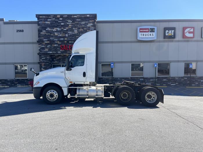 2020 International LT625-8