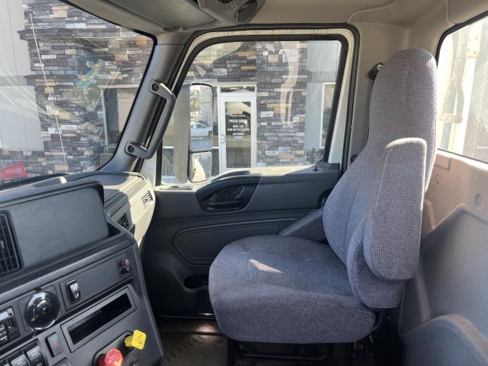 2020 International LT625-12