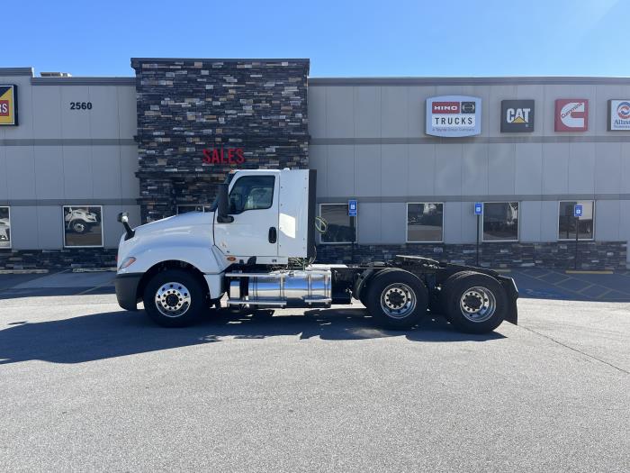 2020 International LT625-8