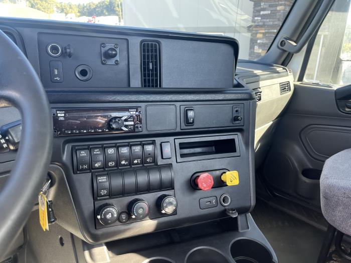 2020 International LT625-11