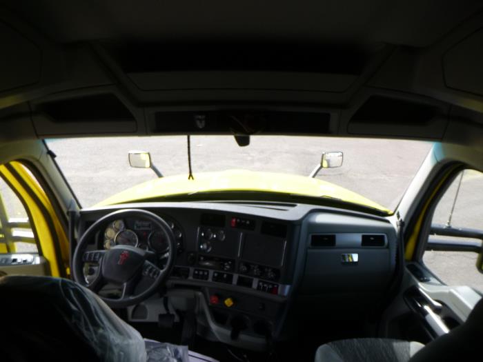 2021 Kenworth T680-12