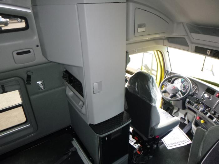 2021 Kenworth T680-18