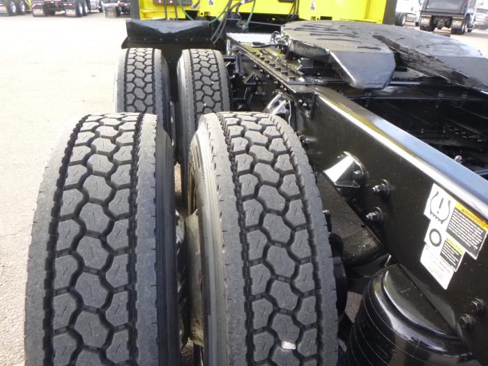 2021 Kenworth T680-24