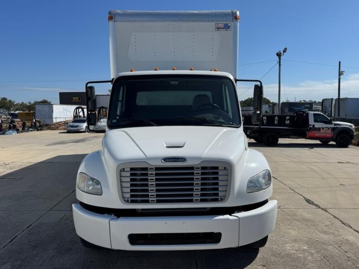 2019 Freightliner Business Class M2 106-2
