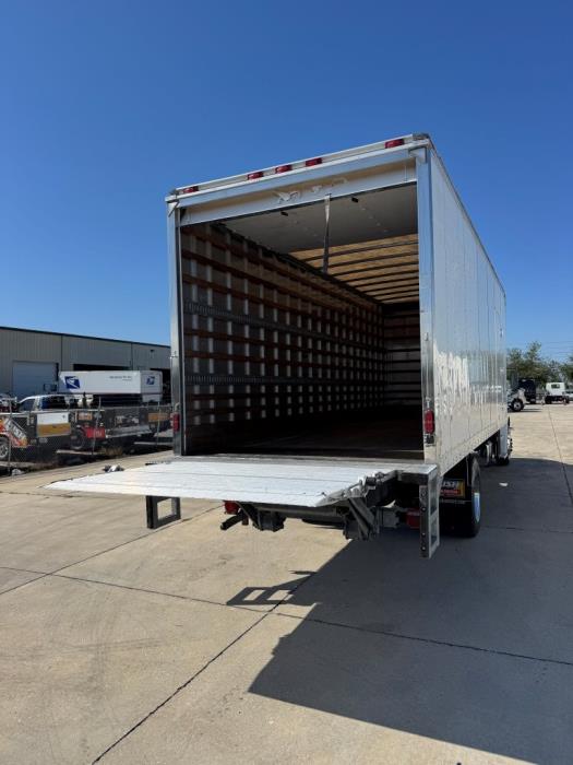 2019 Freightliner Business Class M2 106-12