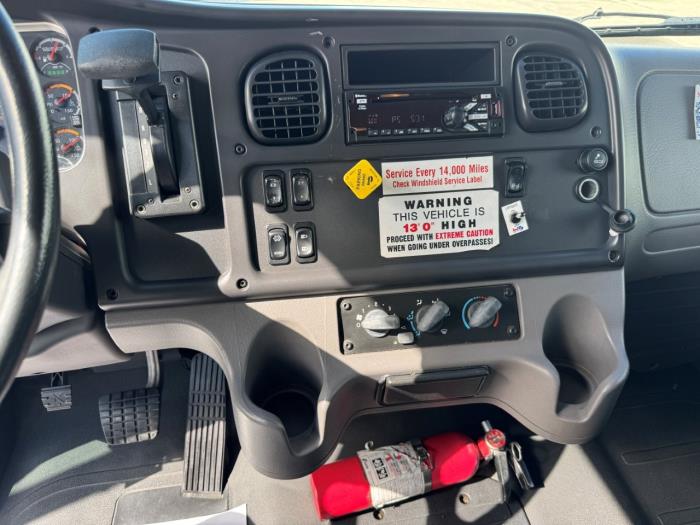 2019 Freightliner Business Class M2 106-26