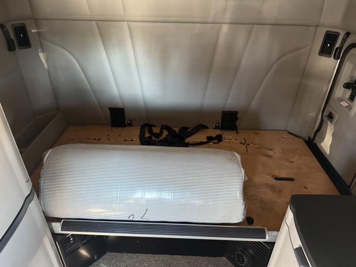 2022 Peterbilt 579-18