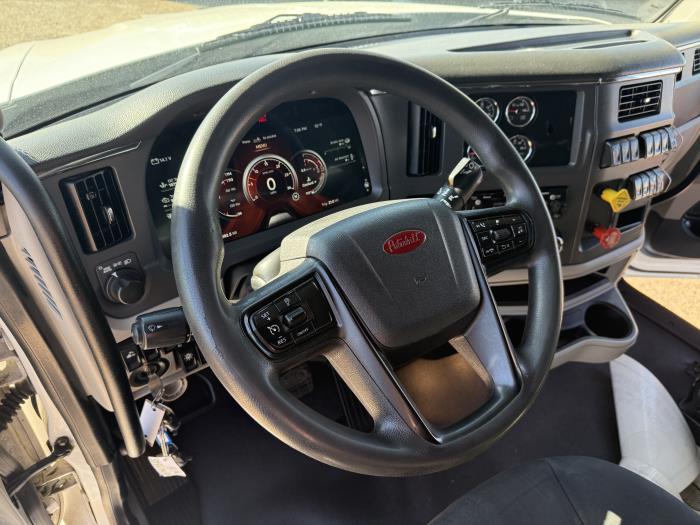 2022 Peterbilt 579-20