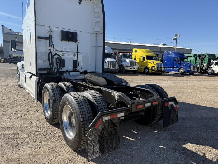 2022 Peterbilt 579-45