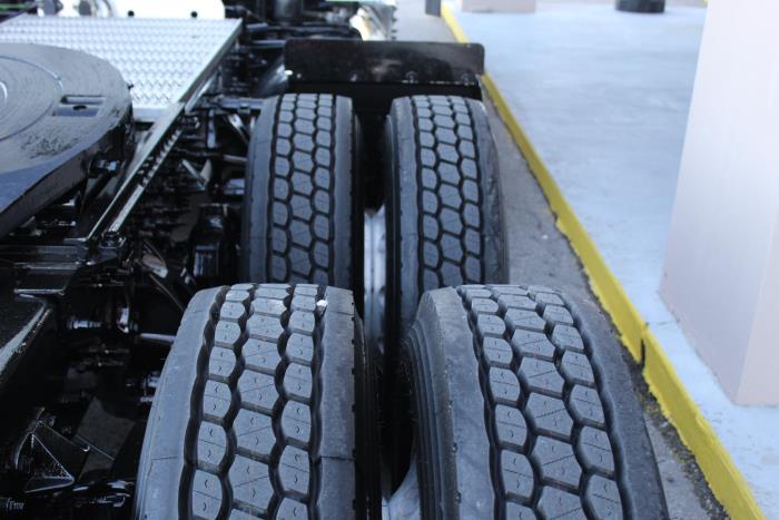 2020 Peterbilt 579-6