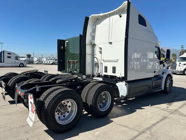 2021 Peterbilt 579-1