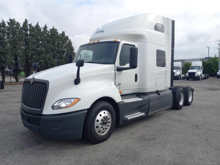 2022 International LT625-1