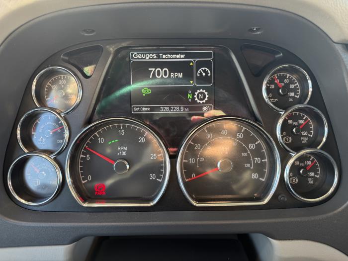 2021 Peterbilt 579-5