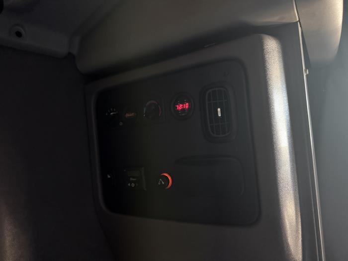 2023 Peterbilt 389-29